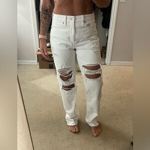 NWOT AE white jeans